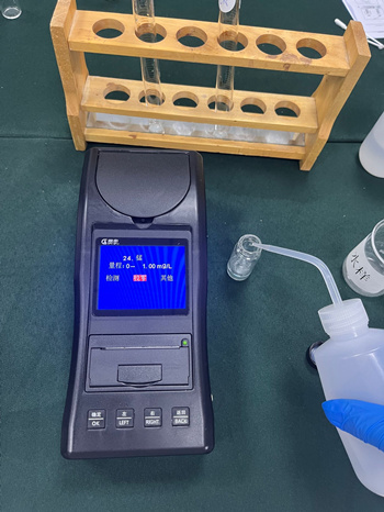 校準水質(zhì)分析儀 校準水質(zhì)分析儀